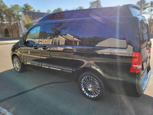 2020 Mercedes-Benz Metris Base